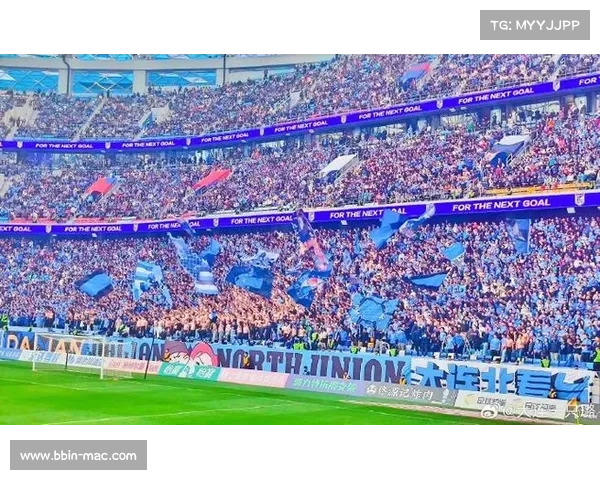 梭鱼湾清晨清雪保障工作助力英博赢球成功 梭鱼湾清晨清雪保障工作助力英博赢球成功