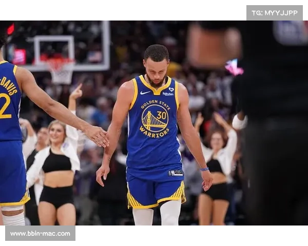 库里再度崛起全场统治力十足勇士强势展现无可匹敌的篮球风采 库里再度崛起全场统治力十足勇士强势展现无可匹敌的篮球风采