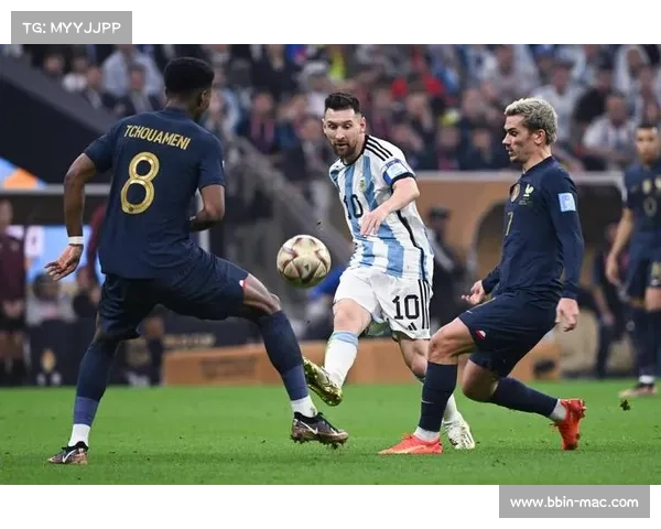 梅西高度评价库里称其为篮球未来之星展现非凡潜力 梅西高度评价库里称其为篮球未来之星展现非凡潜力