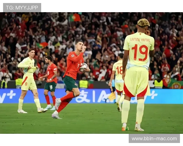 C罗唯有一人能逆袭亚马尔成为真正的足球传奇