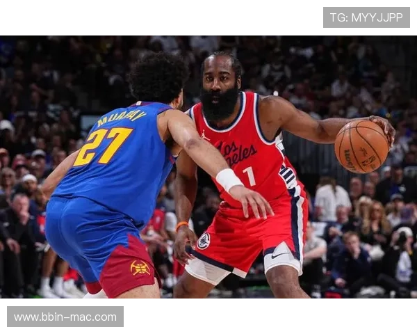 哈登攻防全开率快船三人20+力阻连败冲击勇士第六席位关键胜利