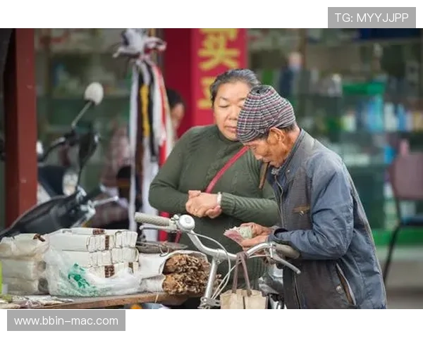 桑普拉斯鏖战尤兹尼美网第三轮巅峰较量全景式回顾纪实分析特写篇
